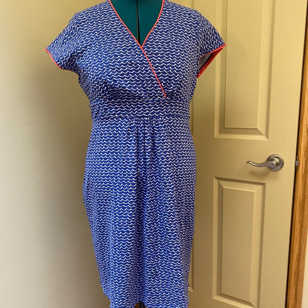 Boden casual blue wave jersey dress